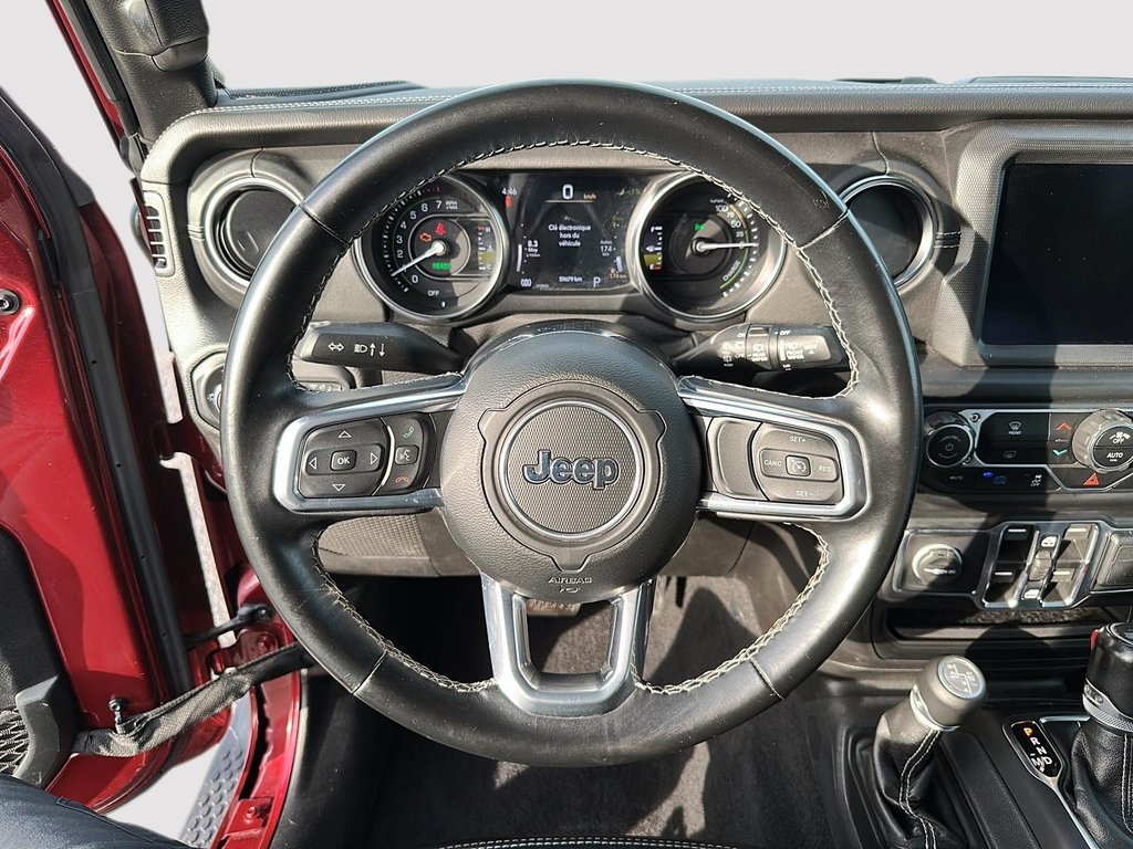 Jeep Wrangler 4xe Unlimited Sahara Sky-One Touch 2021 à St-Jean-Sur-Richelieu, Québec - 12 - w1024h768px