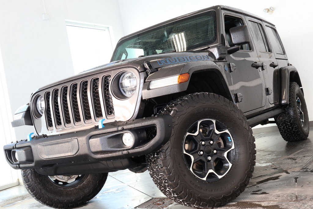 2022 Jeep Wrangler 4xe Unlimited Rubicon 4XE SKY ONE-TOUCH ELECTRIQUE! in St-Jean-Sur-Richelieu, Quebec - 2 - w1024h768px