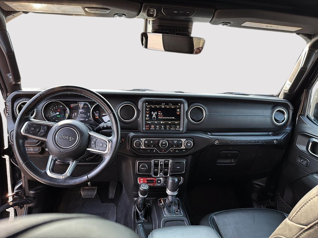 Jeep Wrangler 4xe Unlimited Rubicon 4XE SKY ONE-TOUCH ELECTRIQUE! 2022 à St-Jean-Sur-Richelieu, Québec - 10 - w1024h768px