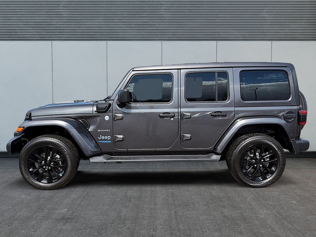 2022 Jeep Wrangler 4xe UNLIMITED SAHARA | TOIT SKY ONE TOUCH in Sherbrooke, Quebec - 5 - w1024h768px