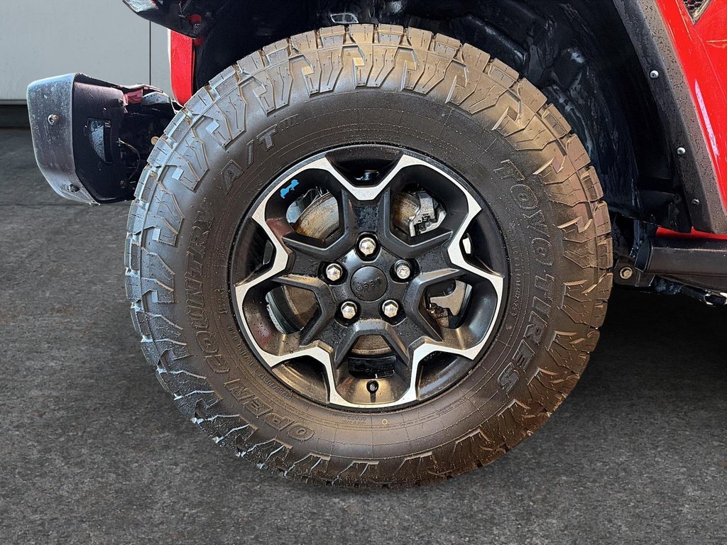2022 Jeep Wrangler 4xe Unlimited Rubicon in St-Jean-Sur-Richelieu, Quebec - 7 - w1024h768px