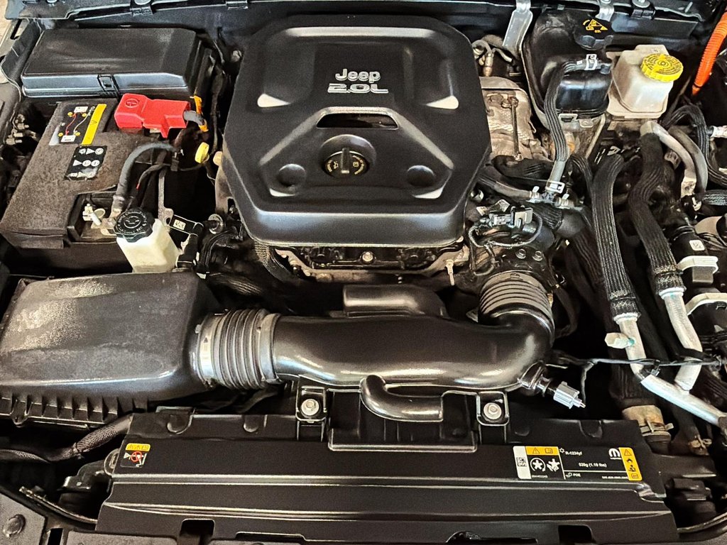 2022 Jeep Wrangler 4xe UNLIMITED SAHARA | TOIT SKY ONE TOUCH in Saint-Hyacinthe, Quebec - 8 - w1024h768px