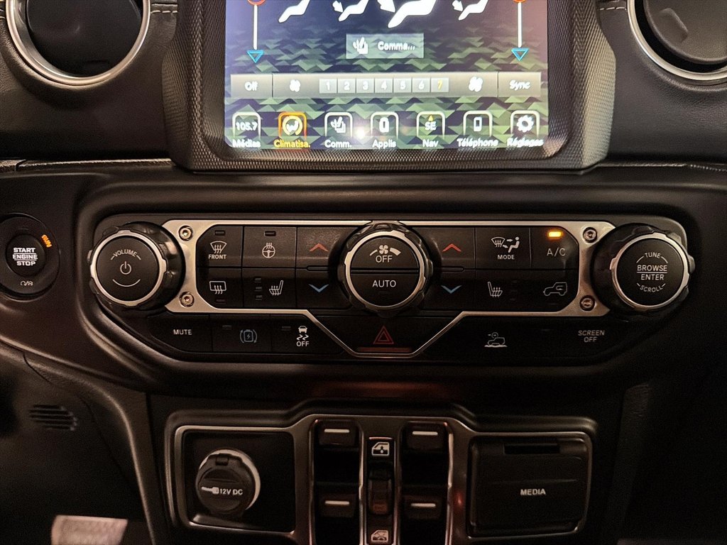 2022 Jeep Wrangler 4xe Unlimited Rubicon 4XE SKY ONE-TOUCH in St-Jean-Sur-Richelieu, Quebec - 14 - w1024h768px