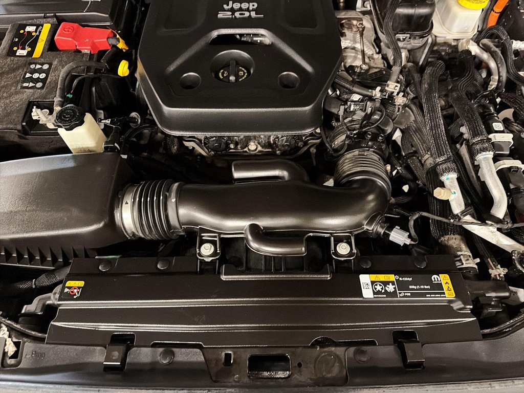 2022 Jeep Wrangler 4xe Unlimited Rubicon 4XE SKY ONE-TOUCH in St-Jean-Sur-Richelieu, Quebec - 8 - w1024h768px