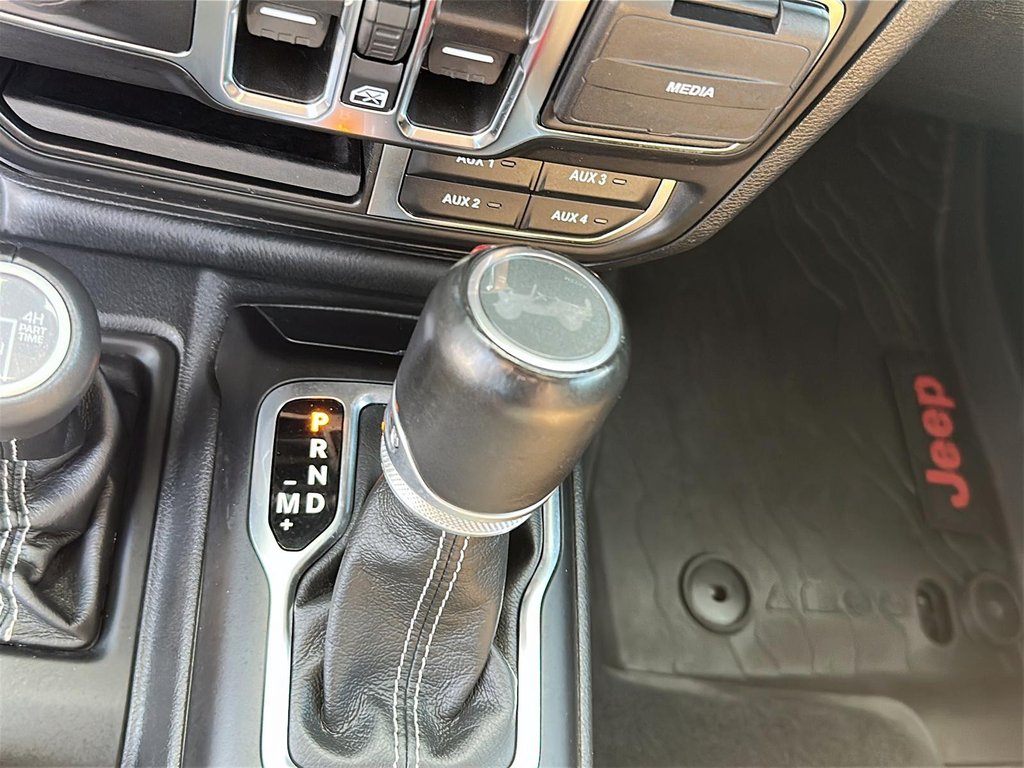 2022 Jeep Wrangler 4XE SAHARA 4XE | CUIR BRUN in St-Jean-Sur-Richelieu, Quebec - 15 - w1024h768px