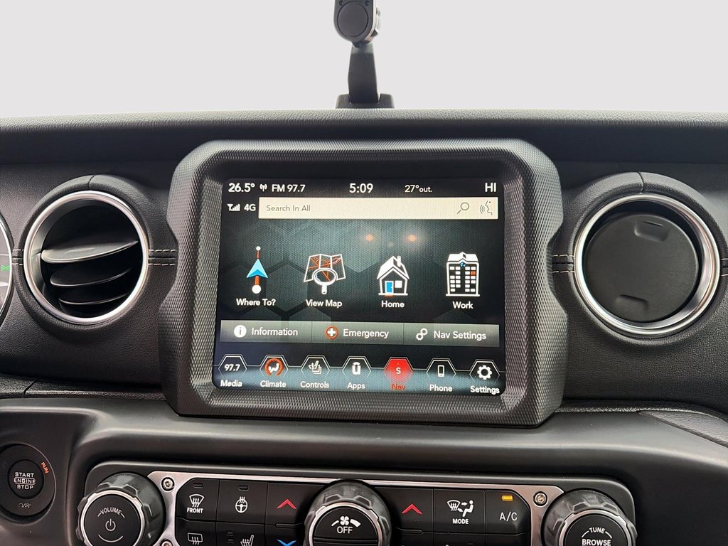 2022 Jeep Wrangler 4xe Unlimited Sahara in St-Jean-Sur-Richelieu, Quebec - 19 - w1024h768px