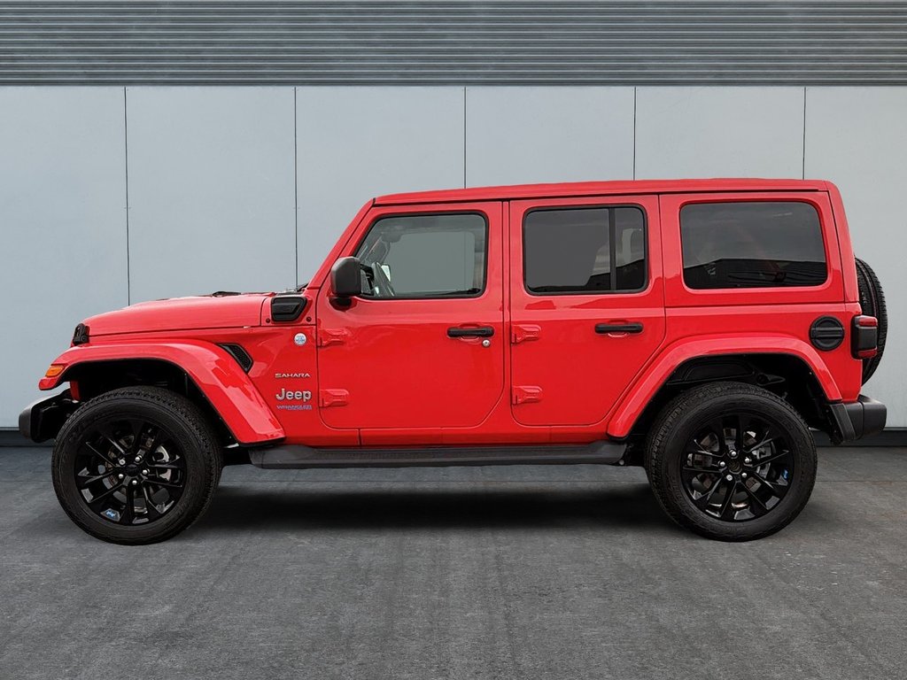 2022 Jeep Wrangler 4xe Unlimited Sahara in St-Jean-Sur-Richelieu, Quebec - 5 - w1024h768px