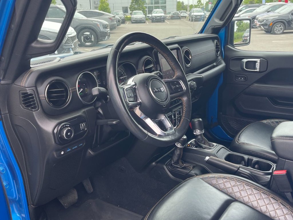 Jeep Wrangler 4xe Unlimited High Altitude 4XE Branchable SKYVIEW 2023 à St-Jean-Sur-Richelieu, Québec - 3 - w1024h768px