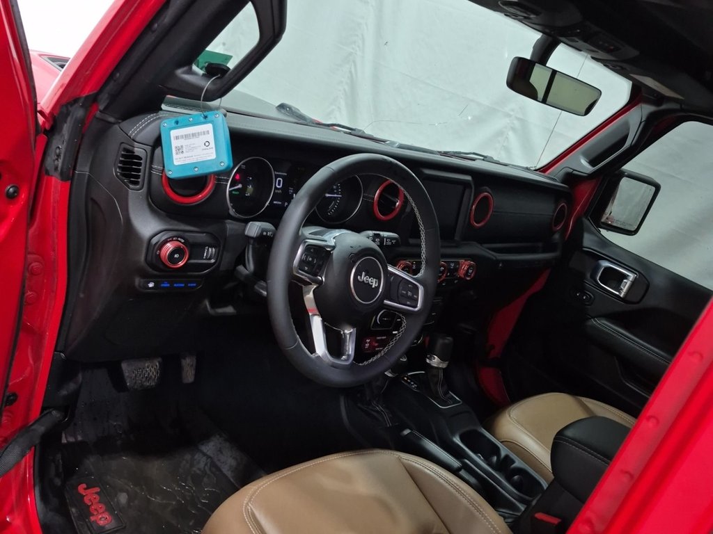 2023 Jeep Wrangler 4xe Rubicon 4XE  Sky One Touch in St-Jean-Sur-Richelieu, Quebec - 3 - w1024h768px
