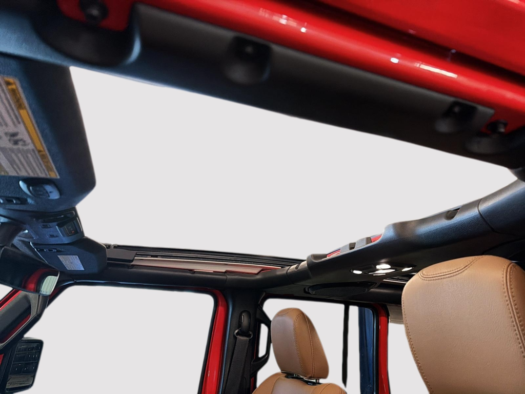 Jeep Wrangler 4xe Rubicon 4XE  Sky One Touch 2023 à St-Jean-Sur-Richelieu, Québec - 6 - w1024h768px