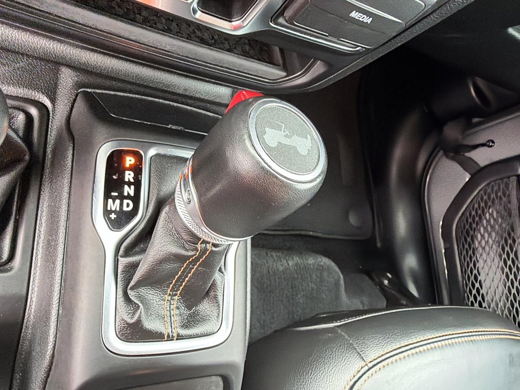 2023 Jeep Wrangler 4xe High Altitude 4XE Branchable SKYVIEW in St-Jean-Sur-Richelieu, Quebec - 15 - w1024h768px