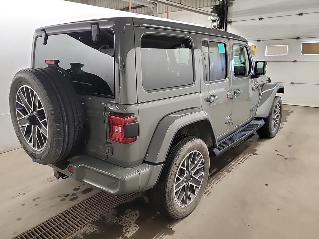 Jeep Wrangler 4xe High Altitude 4XE Branchable SKYVIEW 2023 à St-Jean-Sur-Richelieu, Québec - 7 - w1024h768px