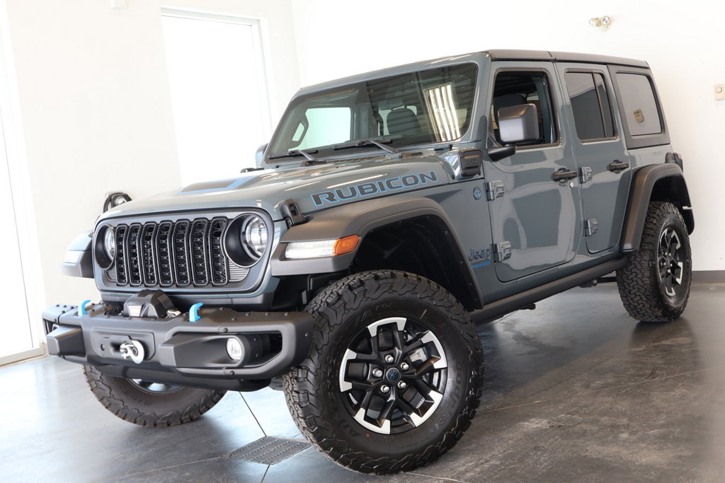 2024  Wrangler 4xe RUBICON in Sherbrooke, Quebec - 1 - w1024h768px