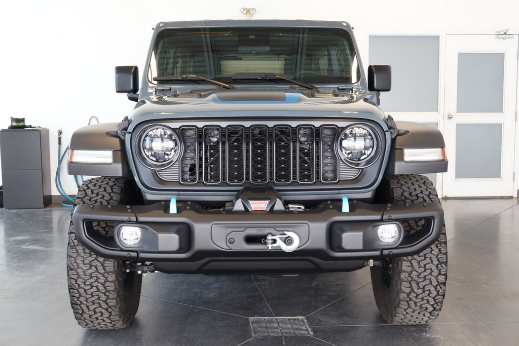 Wrangler 4xe RUBICON 2024 à Sherbrooke, Québec - 3 - w1024h768px