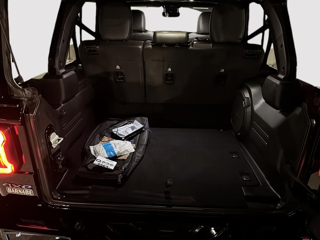 2024 Jeep Wrangler 4xe HIGH ALTITUDE 4XE // SKY ONE-TOUCH // CUIR in St-Jean-Sur-Richelieu, Quebec - 6 - w1024h768px
