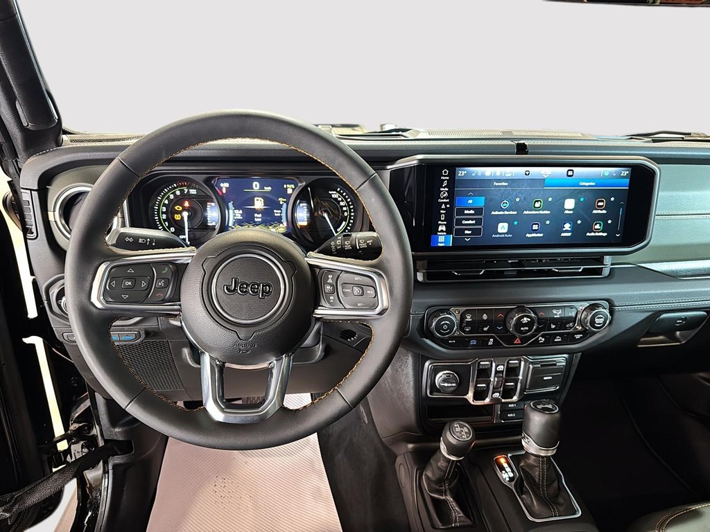 2024 Jeep Wrangler 4xe HIGH ALTITUDE 4XE // SKY ONE-TOUCH // CUIR in St-Jean-Sur-Richelieu, Quebec - 10 - w1024h768px