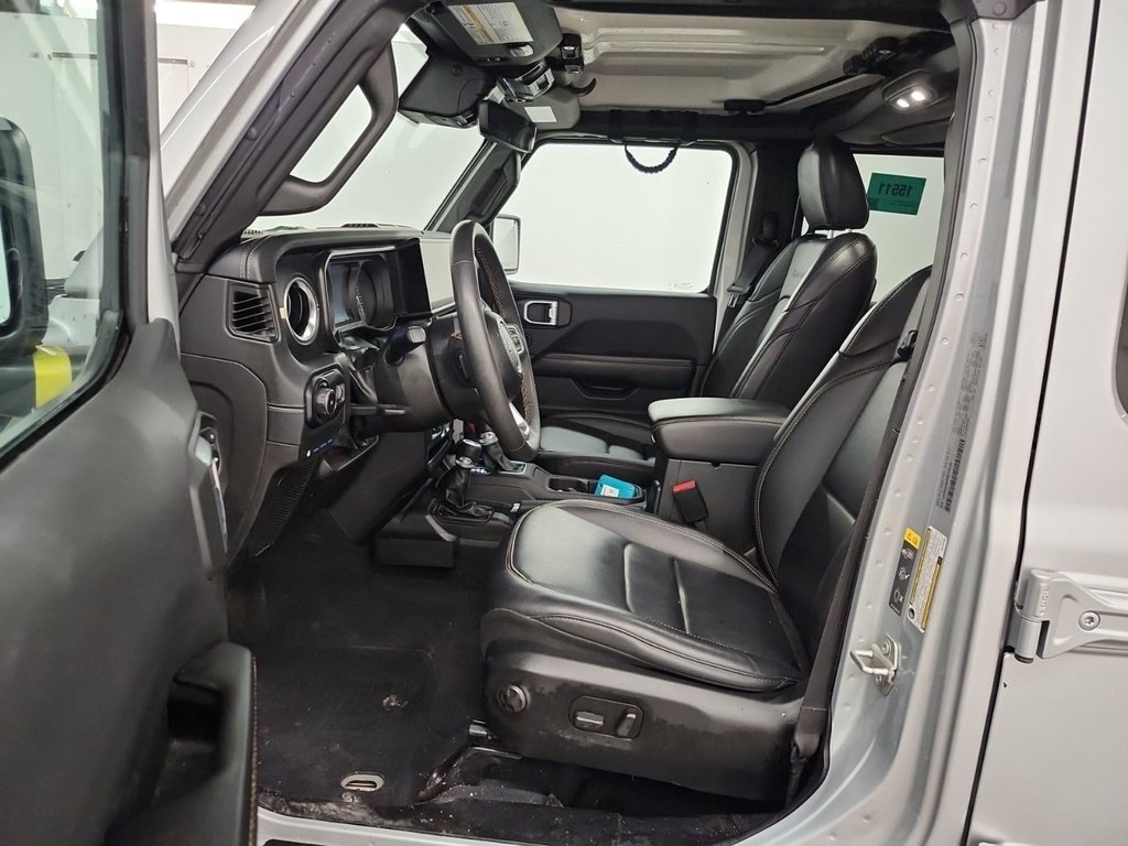 2024 Jeep Wrangler 4xe SAHARA 4XE // NAVIGATION // CUIR in St-Jean-Sur-Richelieu, Quebec - 3 - w1024h768px