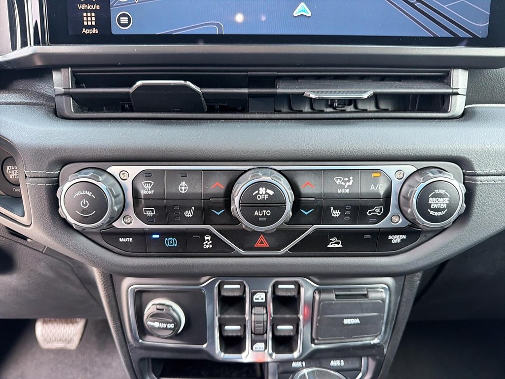 2024 Jeep Wrangler 4xe Sahara in St-Jean-Sur-Richelieu, Quebec - 14 - w1024h768px