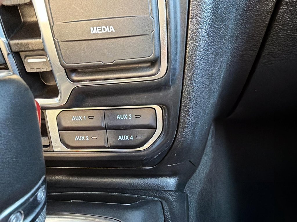 2024 Jeep Wrangler 4xe HIGH ALTITUDE 4XE // SKY ONE-TOUCH // CUIR in St-Jean-Sur-Richelieu, Quebec - 16 - w1024h768px