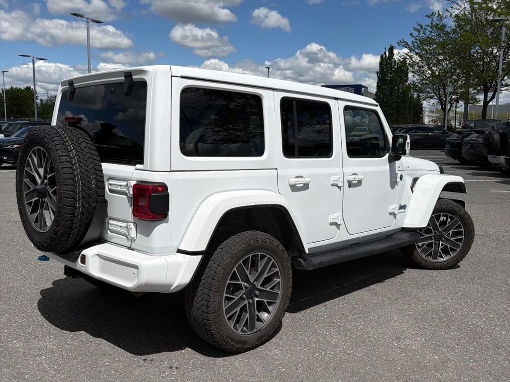 Jeep Wrangler 4xe HIGH ALTITUDE 4XE // SKY ONE-TOUCH // CUIR 2024 à St-Jean-Sur-Richelieu, Québec - 2 - w1024h768px