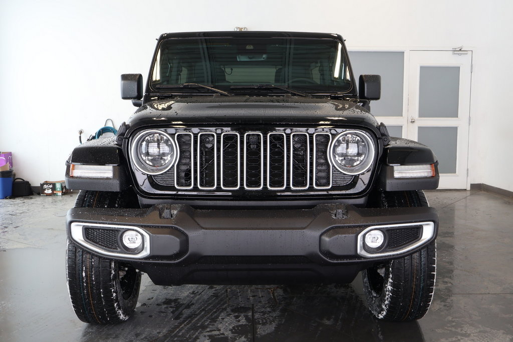 Jeep Wrangler 4xe SAHARA 2025 à St-Jean-Sur-Richelieu, Québec - 3 - w1024h768px