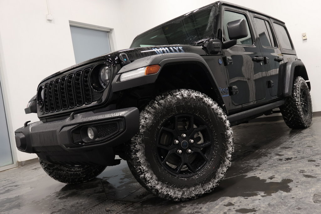 2025 Jeep Wrangler 4xe WILLYS in Sherbrooke, Quebec - 2 - w1024h768px