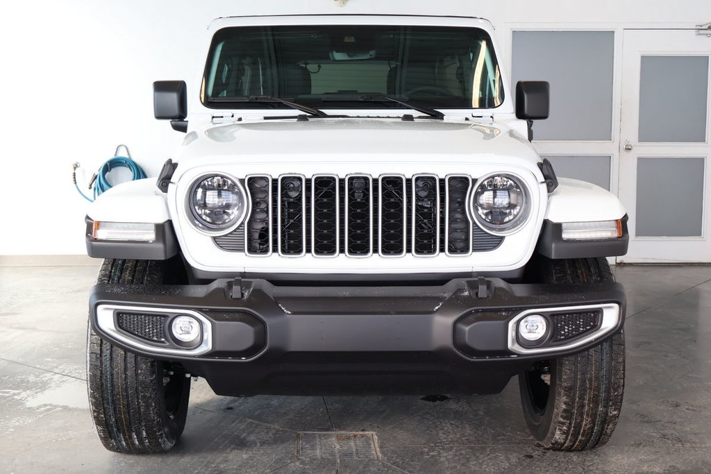 Jeep Wrangler 4xe SAHARA 2025 à St-Jean-Sur-Richelieu, Québec - 3 - w1024h768px