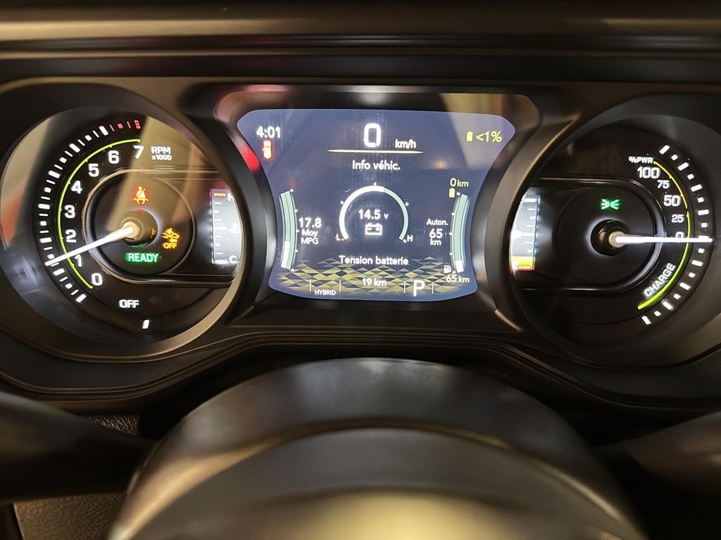 2025 Jeep Wrangler 4XE WILLYS in Sherbrooke, Quebec - 13 - w1024h768px