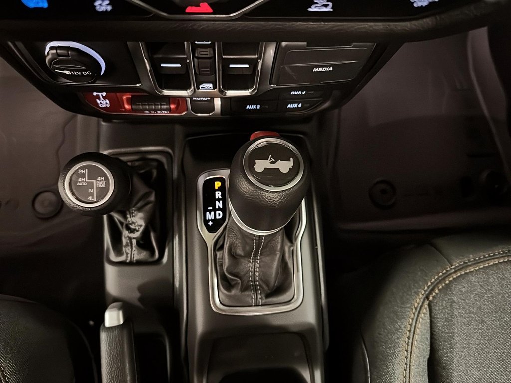 Jeep Wrangler 4XE WILLYS 2025 à Sherbrooke, Québec - 15 - w1024h768px