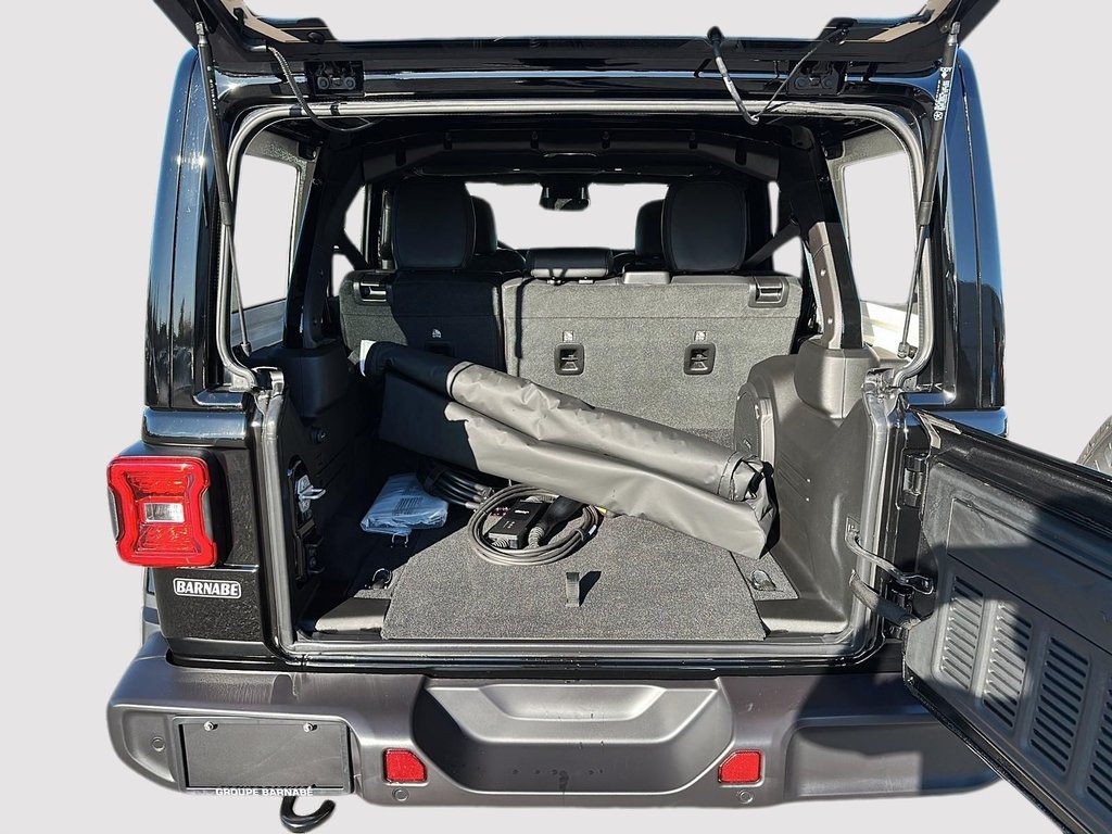 Jeep Wrangler 4XE SAHARA 2025 à St-Jean-Sur-Richelieu, Québec - 6 - w1024h768px