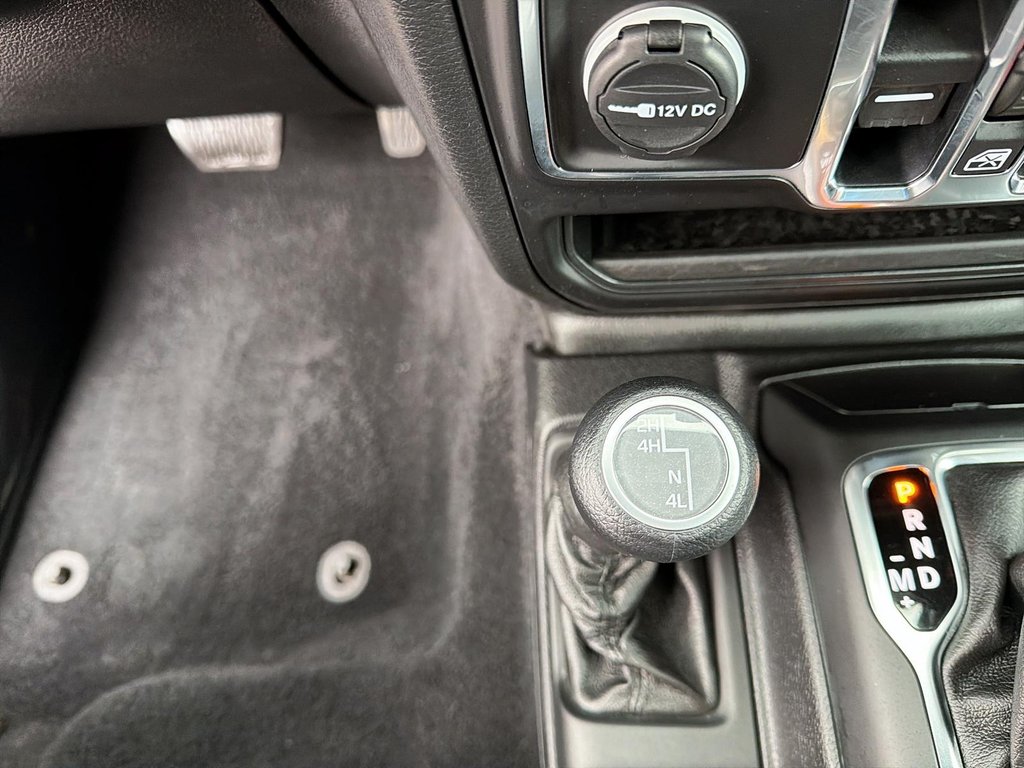 2020 Jeep Wrangler Unlimited Willys in St-Jean-Sur-Richelieu, Quebec - 16 - w1024h768px