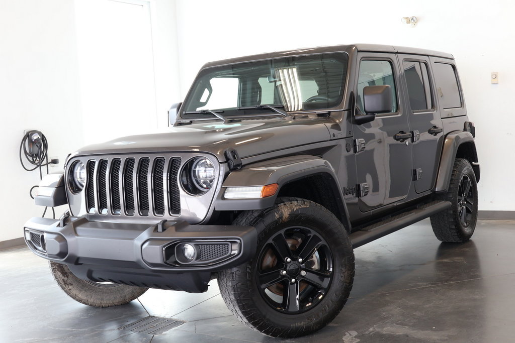 Wrangler Unlimited 3.6L V6 Sahara Altitude 2021 à St-Jean-Sur-Richelieu, Québec - 1 - w1024h768px