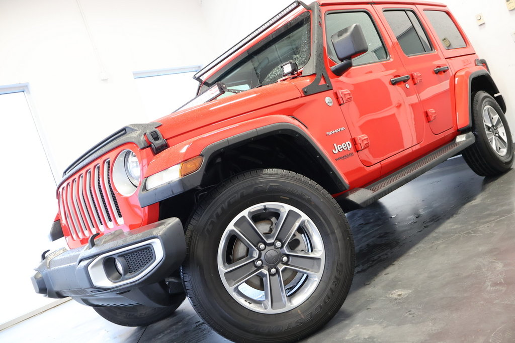 Wrangler UNLIMITED SAHARA + DEUX TOITS + ALPINE + CUIR 2021 à St-Jean-Sur-Richelieu, Québec - 2 - w1024h768px