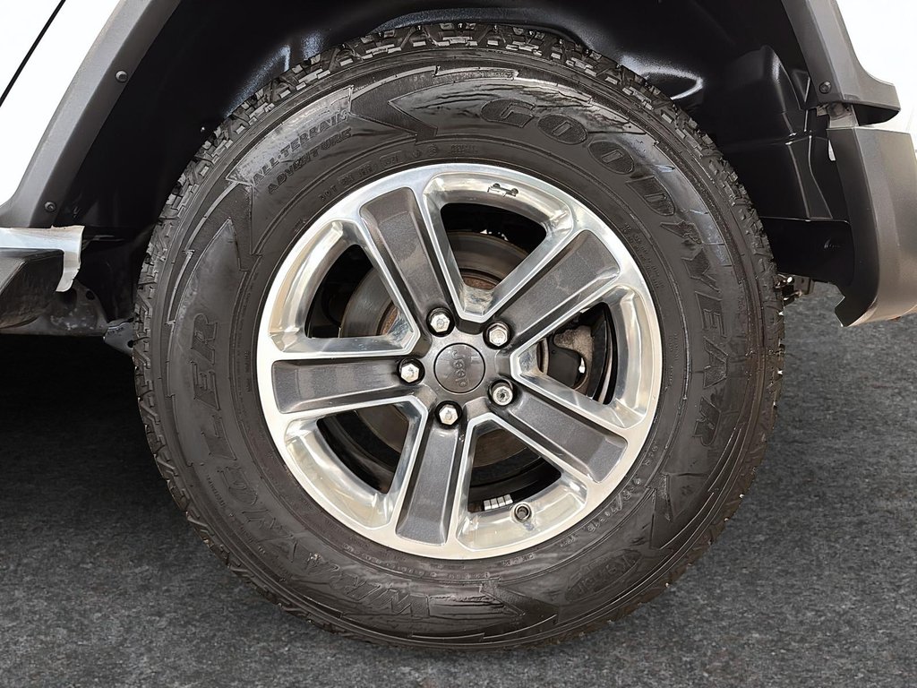 Jeep Wrangler Unlimited Sahara 2021 à St-Jean-Sur-Richelieu, Québec - 7 - w1024h768px