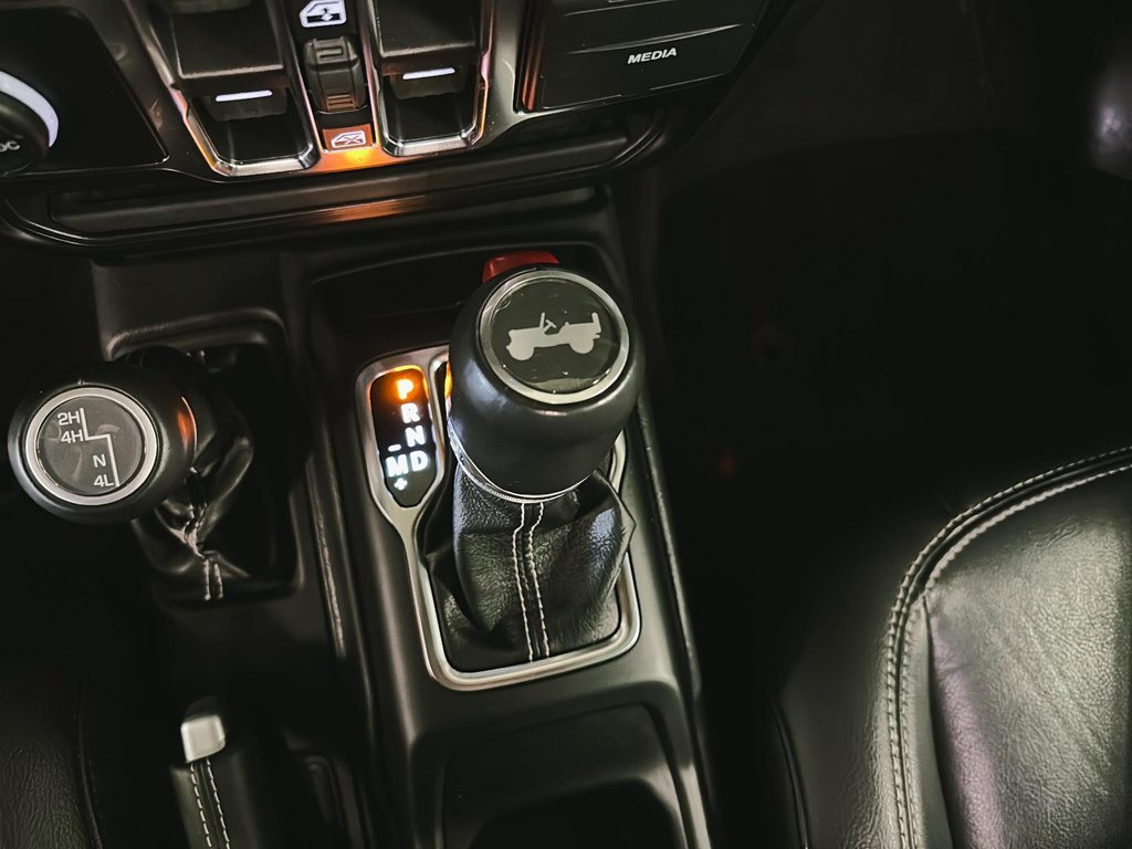 Jeep Wrangler Unlimited Sahara 2021 à St-Jean-Sur-Richelieu, Québec - 15 - w1024h768px