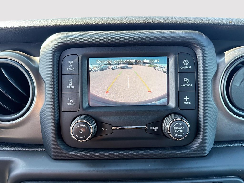 2021 Jeep Wrangler Sport in St-Jean-Sur-Richelieu, Quebec - 18 - w1024h768px