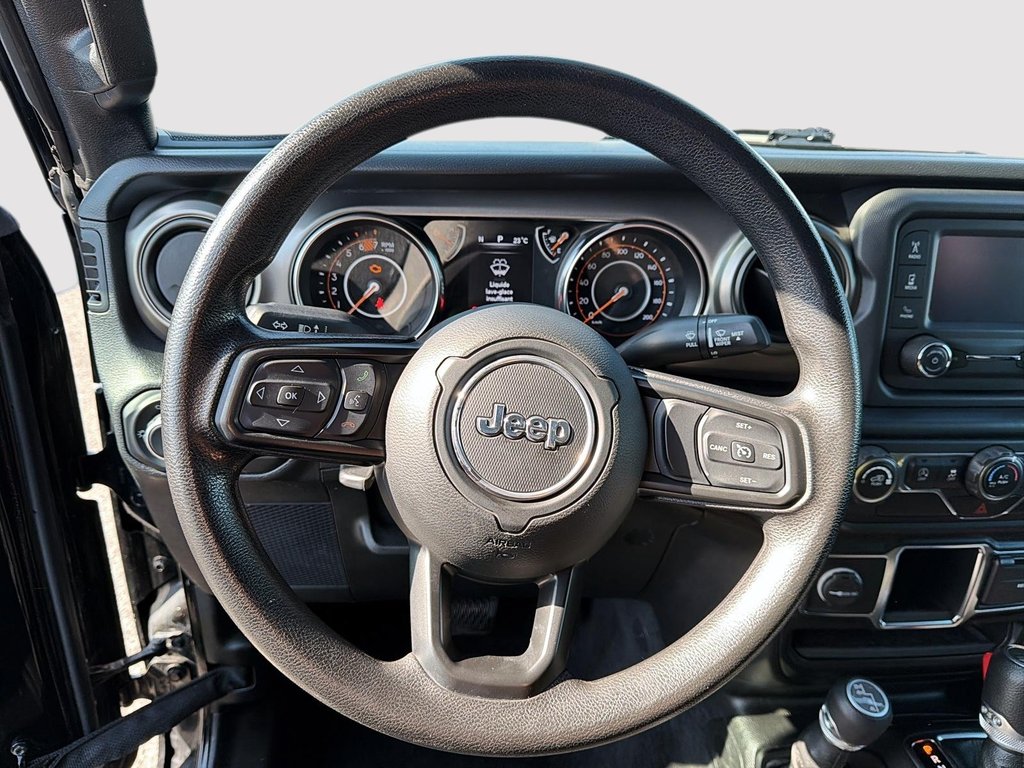 2021 Jeep Wrangler Sport in St-Jean-Sur-Richelieu, Quebec - 12 - w1024h768px