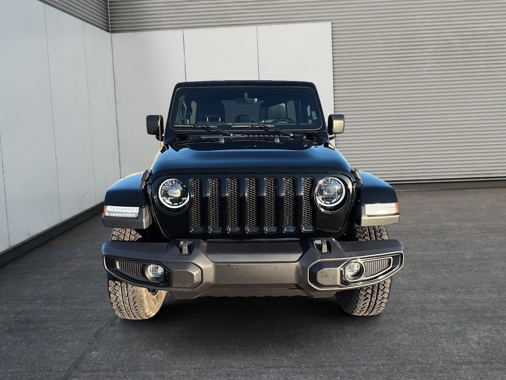 Jeep Wrangler Sahara Altitude V6 SKY ONE TOUCH 2023 à St-Jean-Sur-Richelieu, Québec - 2 - w1024h768px