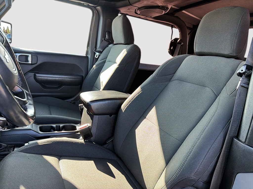 2023 Jeep Wrangler Sport S 3.6L V6 4X4 | SIEGES CHAUFFANTS in St-Jean-Sur-Richelieu, Quebec - 9 - w1024h768px