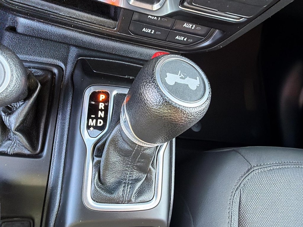 2023 Jeep Wrangler Sport S 3.6L V6 4X4 | SIEGES CHAUFFANTS in St-Jean-Sur-Richelieu, Quebec - 15 - w1024h768px