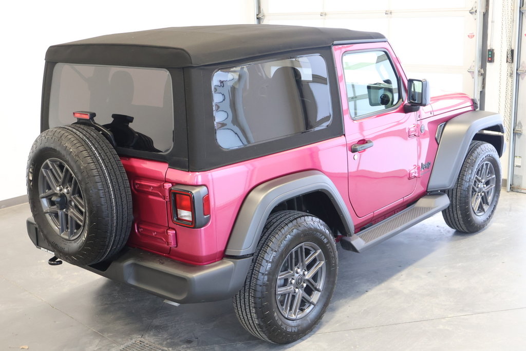 Jeep Wrangler Sport S 3.6L V6 4X4 CLIMATISEUR 2024 à St-Jean-Sur-Richelieu, Québec - 7 - w1024h768px