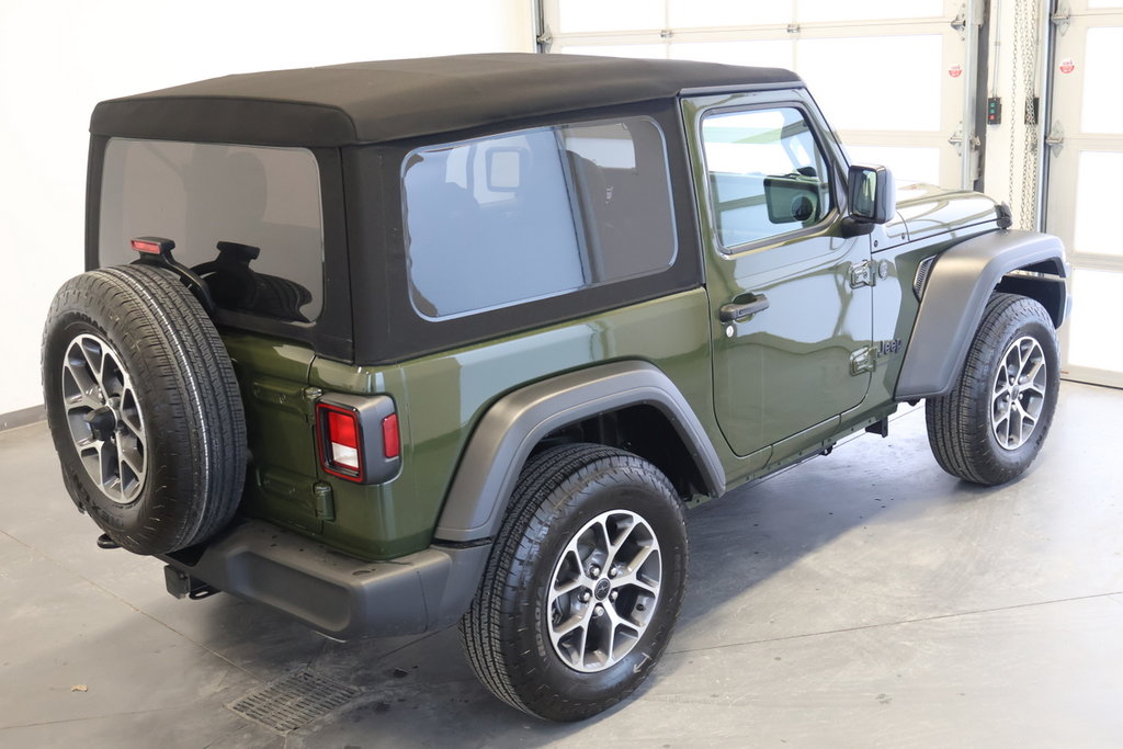 Jeep Wrangler Sport S 4X4 CLIMATISEUR 2024 à St-Jean-Sur-Richelieu, Québec - 7 - w1024h768px