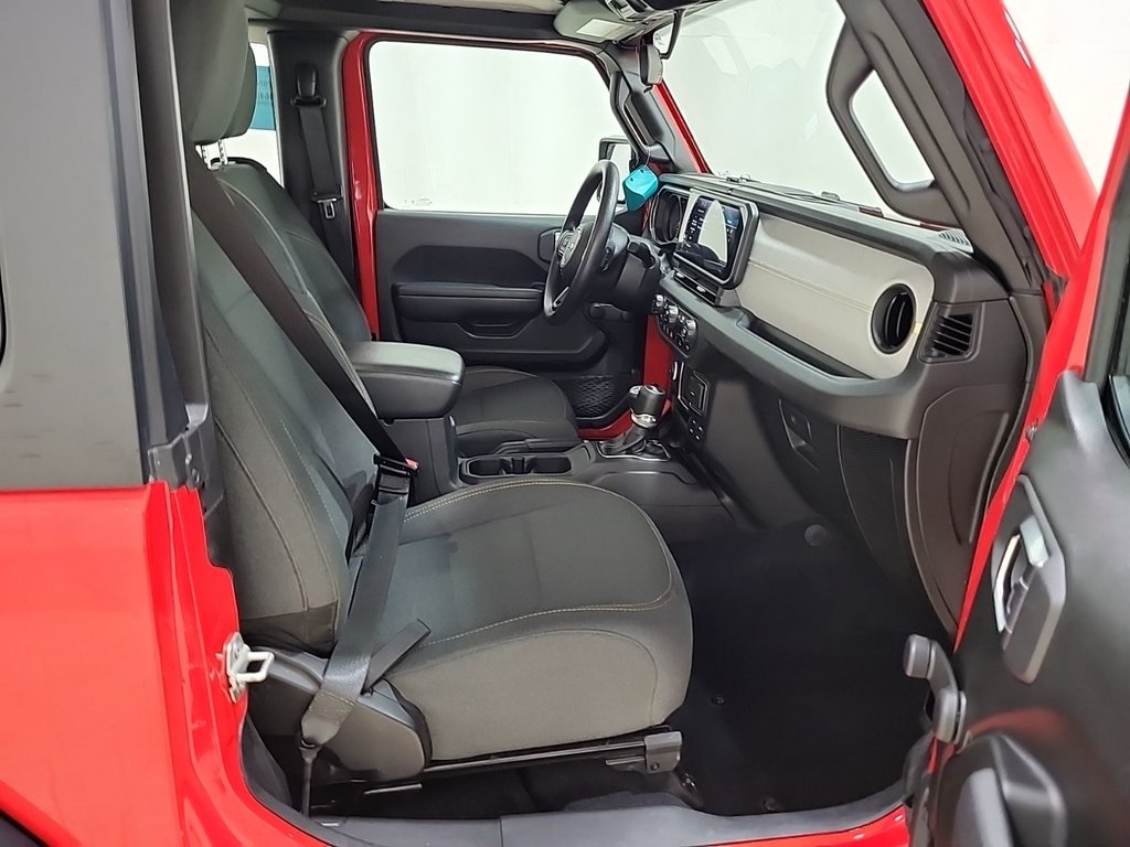 Jeep Wrangler Sport Climatiseur 2024 à St-Jean-Sur-Richelieu, Québec - 5 - w1024h768px