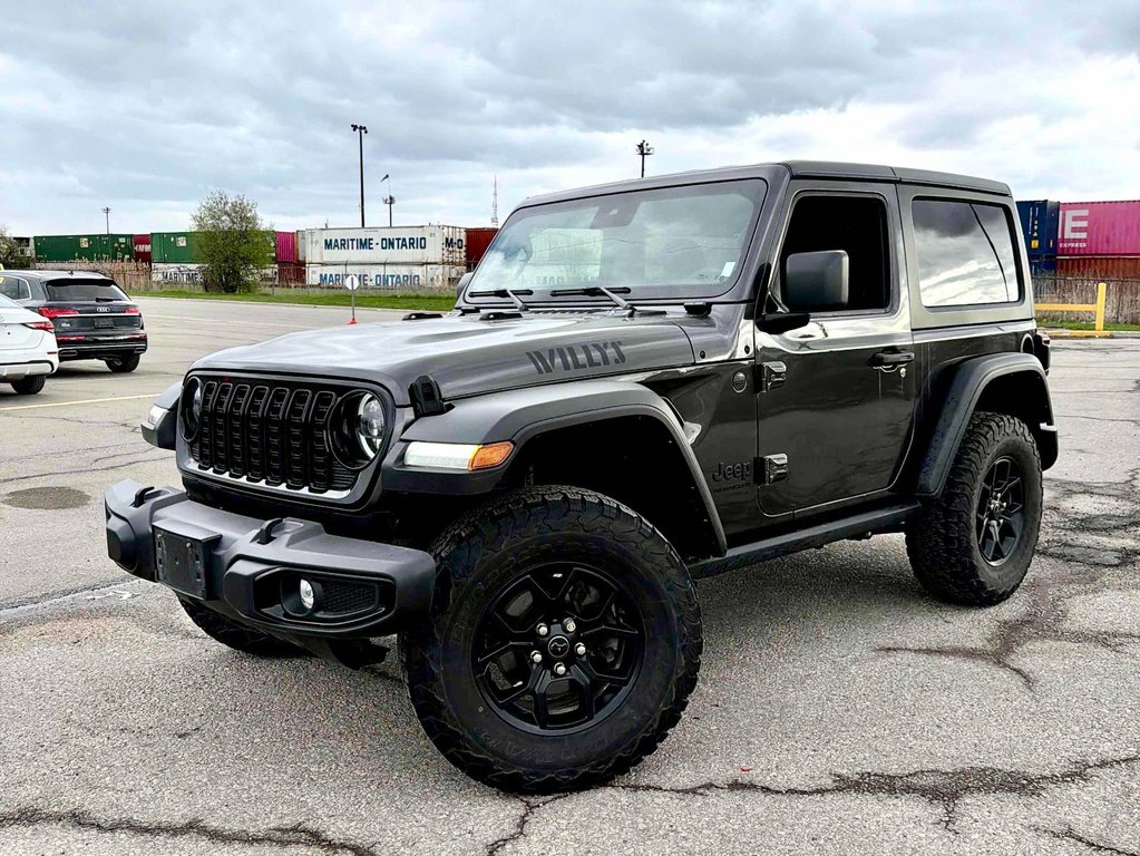 Jeep Wrangler WILLYS 4X4 TOIT-RIGIDE 2024 à St-Jean-Sur-Richelieu, Québec - 1 - w1024h768px
