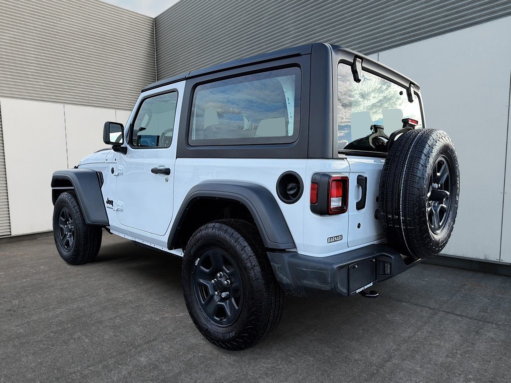 Jeep Wrangler Sport Climatiseur 2024 à St-Jean-Sur-Richelieu, Québec - 4 - w1024h768px