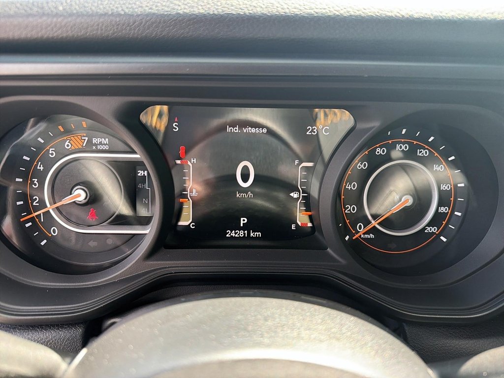 2024 Jeep Wrangler Sport S in St-Jean-Sur-Richelieu, Quebec - 13 - w1024h768px