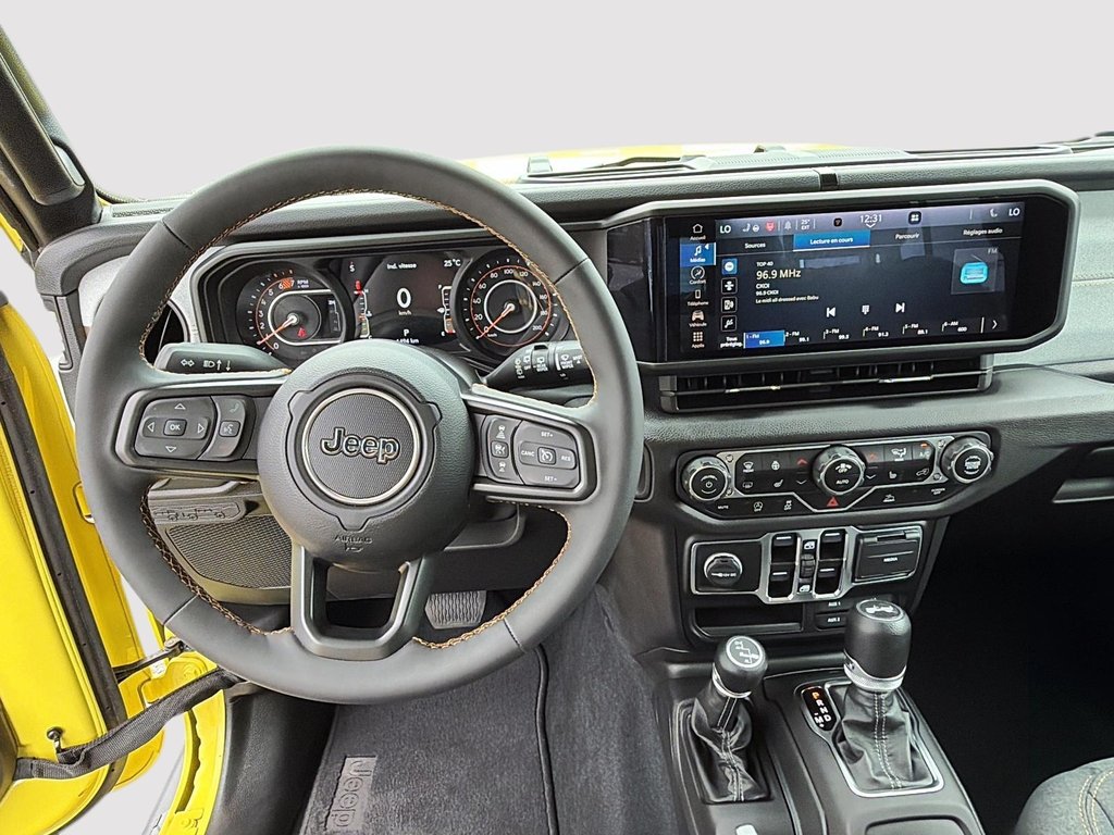 2024 Jeep Wrangler Sport S in St-Jean-Sur-Richelieu, Quebec - 10 - w1024h768px