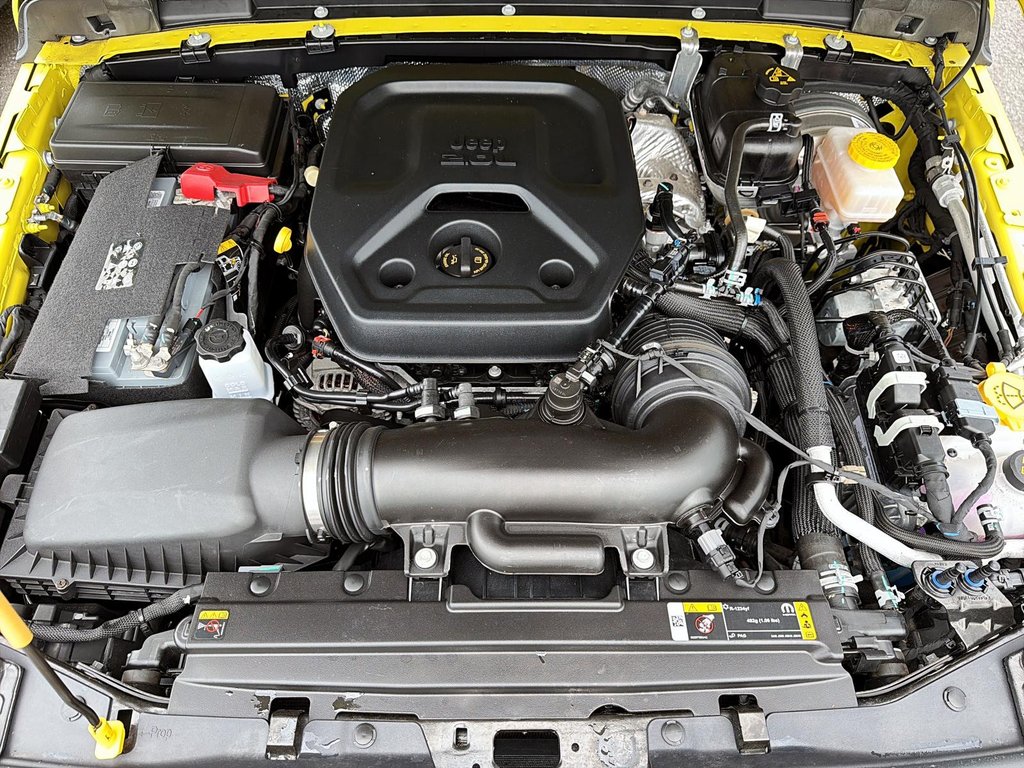 2024 Jeep Wrangler Sport S in St-Jean-Sur-Richelieu, Quebec - 8 - w1024h768px