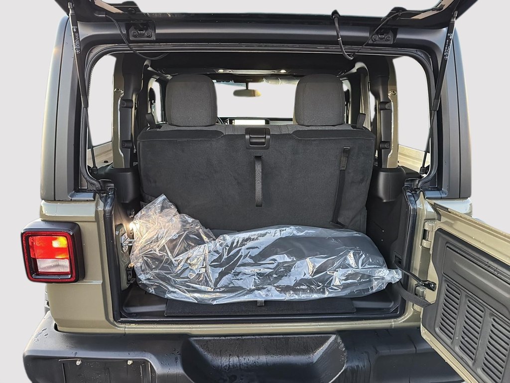 Jeep WRANGLER SPORT 2025 à Sherbrooke, Québec - 6 - w1024h768px