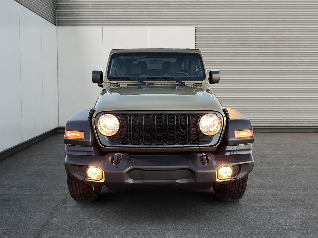 Jeep WRANGLER SPORT 2025 à Sherbrooke, Québec - 2 - w1024h768px